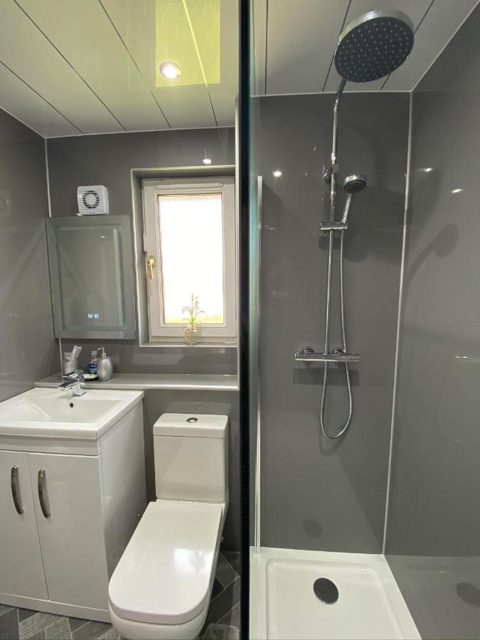 Prime Commuter Executive Apartment Dunfermline Exterior foto